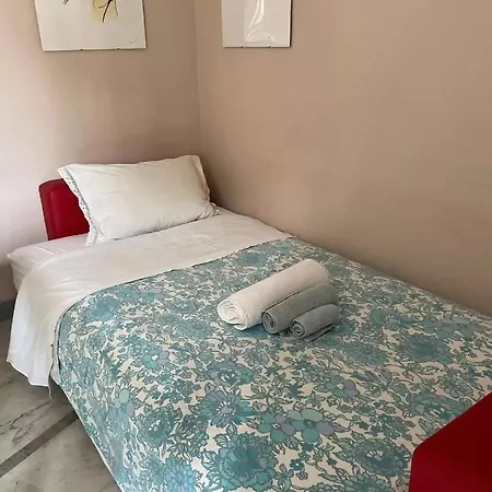 Casa In Centro Storico A Carrara