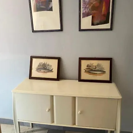 Casa In Centro Storico A Carrara